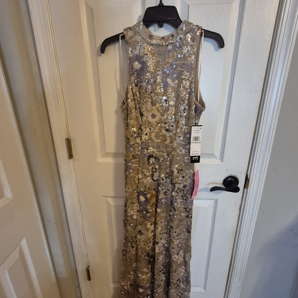 Alex Evenings Phoebe Floral Sequin GownSleeveless Allover Floral Sequin Formal